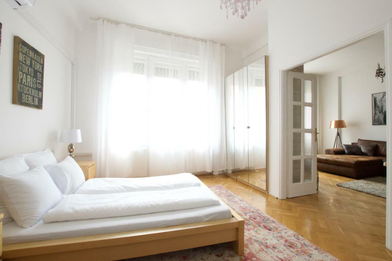 Standard Apartment By Hi5 - Madach Imre 1 Βουδαπέστη Εξωτερικό φωτογραφία
