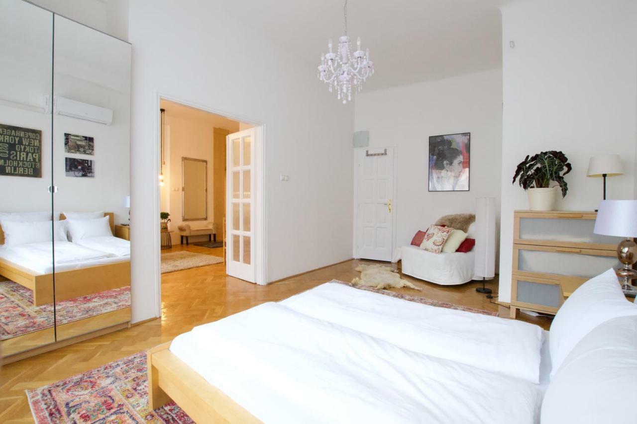 Standard Apartment By Hi5 - Madach Imre 1 Βουδαπέστη Εξωτερικό φωτογραφία
